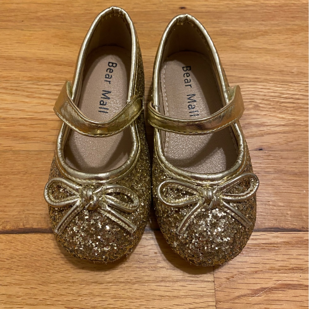 Sparkly Gold Shoes